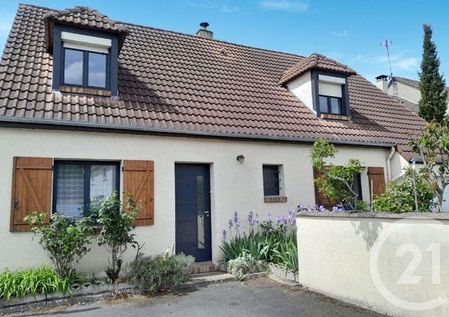 maison à vendre - 6 pièces - 119.0 m2 - ST PIERRE LES NEMOURS - 77 - ILE-DE-FRANCE - Century 21 Cottage Immobilier