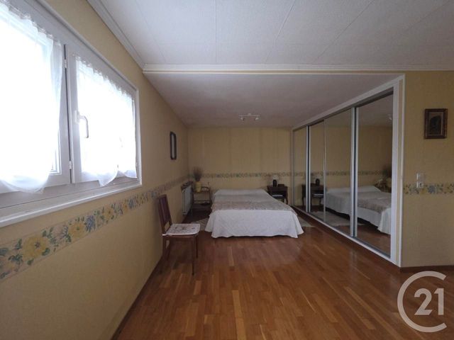 maison à vendre - 4 pièces - 121.0 m2 - ST PIERRE LES NEMOURS - 77 - ILE-DE-FRANCE - Century 21 Cottage Immobilier