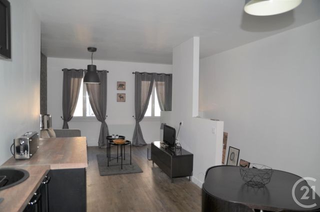 Appartement Duplex à louer - 2 pièces - 51.0 m2 - NEMOURS - 77 - ILE-DE-FRANCE - Century 21 Cottage Immobilier