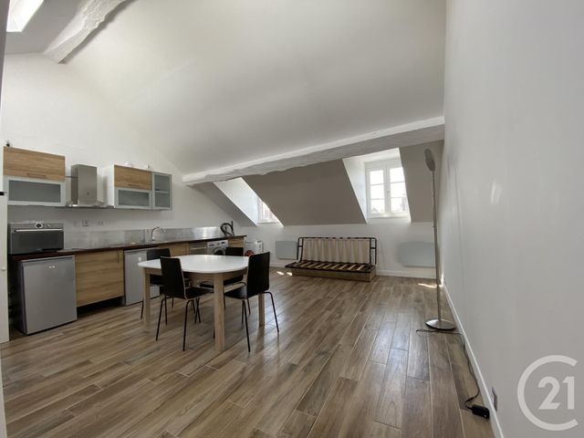 Appartement F2 à louer - 2 pièces - 32.1 m2 - NEMOURS - 77 - ILE-DE-FRANCE - Century 21 Cottage Immobilier