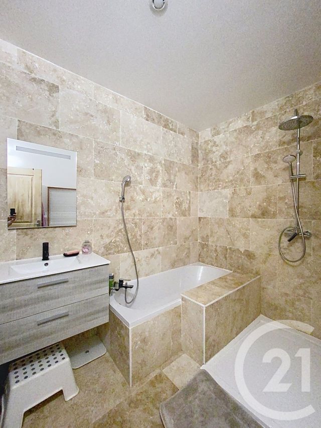 maison à vendre - 6 pièces - 147.0 m2 - NEMOURS - 77 - ILE-DE-FRANCE - Century 21 Cottage Immobilier