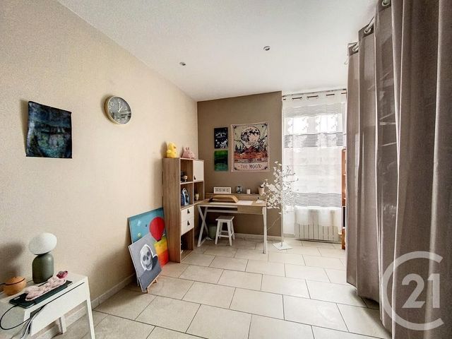 Appartement F4 à vendre - 4 pièces - 94.0 m2 - NEMOURS - 77 - ILE-DE-FRANCE - Century 21 Cottage Immobilier