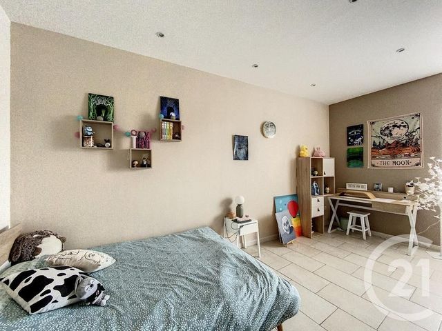 Appartement F4 à vendre - 4 pièces - 94.0 m2 - NEMOURS - 77 - ILE-DE-FRANCE - Century 21 Cottage Immobilier