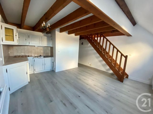 Appartement F2 à louer - 2 pièces - 29.32 m2 - NEMOURS - 77 - ILE-DE-FRANCE - Century 21 Cottage Immobilier