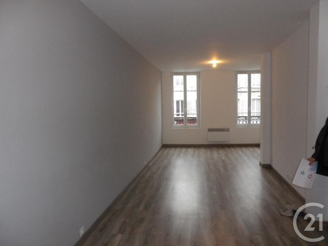 Appartement Duplex à louer - 3 pièces - 72.26 m2 - NEMOURS - 77 - ILE-DE-FRANCE - Century 21 Cottage Immobilier