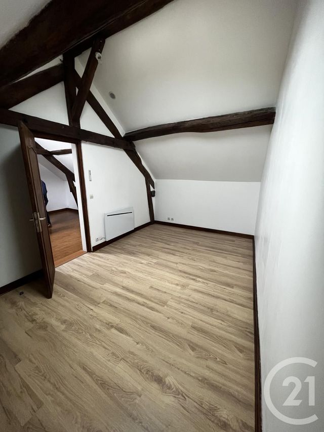 maison à louer - 4 pièces - 87.1 m2 - LARCHANT - 77 - ILE-DE-FRANCE - Century 21 Cottage Immobilier