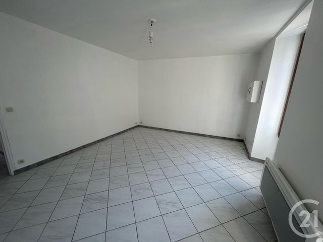 Appartement F2 à louer SOUPPES SUR LOING