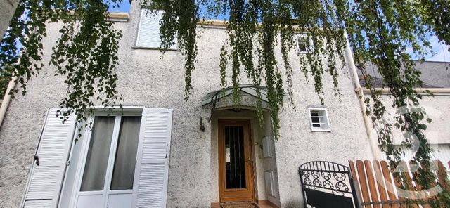 Maison à vendre ST PIERRE LES NEMOURS