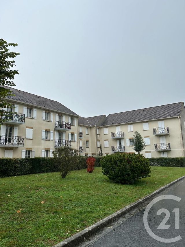 Appartement F2 à louer - 2 pièces - 51.91 m2 - ST PIERRE LES NEMOURS - 77 - ILE-DE-FRANCE - Century 21 Cottage Immobilier