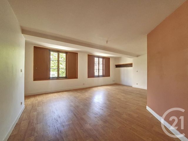 Appartement F3 à louer - 3 pièces - 66.32 m2 - NEMOURS - 77 - ILE-DE-FRANCE - Century 21 Cottage Immobilier