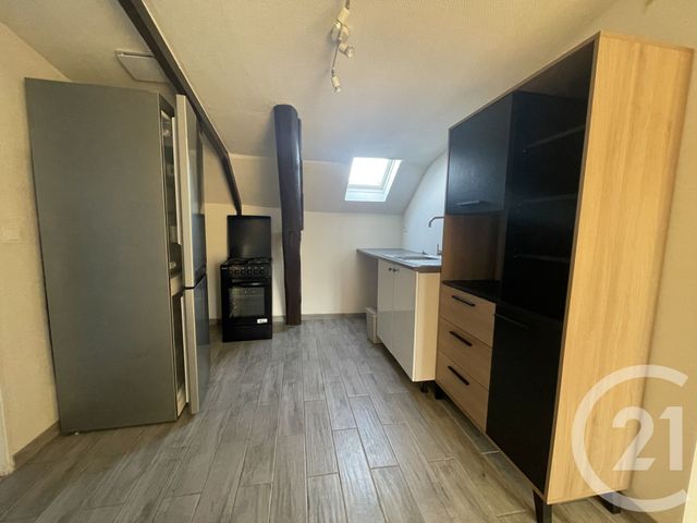 Appartement F2 à louer - 2 pièces - 33.67 m2 - SOUPPES SUR LOING - 77 - ILE-DE-FRANCE - Century 21 Cottage Immobilier