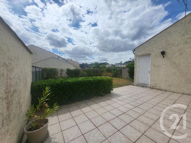 Afficher la photo en grand maison à vendre - 5 pièces - 85.0 m2 - ST PIERRE LES NEMOURS - 77 - ILE-DE-FRANCE - Century 21 Cottage Immobilier