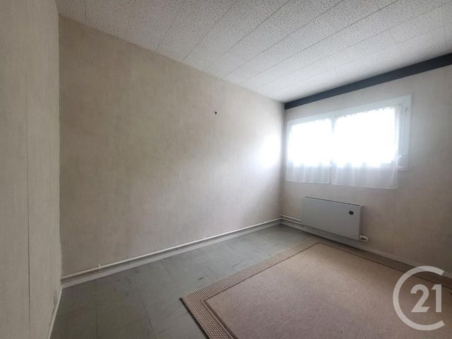 Afficher la photo en grand maison à vendre - 5 pièces - 85.0 m2 - ST PIERRE LES NEMOURS - 77 - ILE-DE-FRANCE - Century 21 Cottage Immobilier