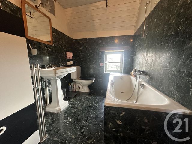 Afficher la photo en grand maison à vendre - 8 pièces - 215.4 m2 - NEMOURS - 77 - ILE-DE-FRANCE - Century 21 Cottage Immobilier