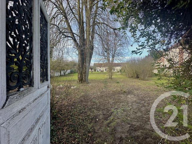 Afficher la photo en grand maison à vendre - 8 pièces - 215.4 m2 - NEMOURS - 77 - ILE-DE-FRANCE - Century 21 Cottage Immobilier