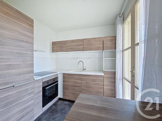 Afficher la photo en grand Appartement F2 à vendre - 2 pièces - 56.8 m2 - NEMOURS - 77 - ILE-DE-FRANCE - Century 21 Cottage Immobilier