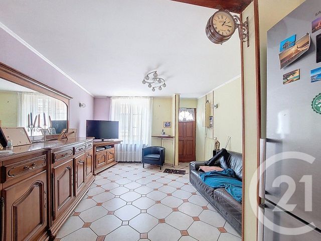 maison à vendre - 5 pièces - 70.0 m2 - NEMOURS - 77 - ILE-DE-FRANCE - Century 21 Cottage Immobilier