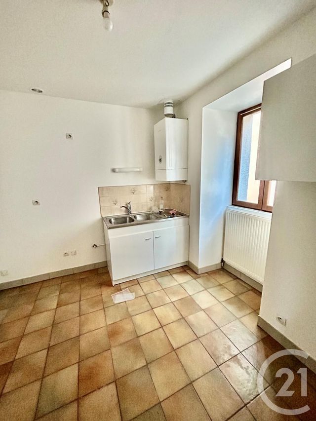Appartement F2 à louer - 2 pièces - 46.4 m2 - NEMOURS - 77 - ILE-DE-FRANCE - Century 21 Cottage Immobilier