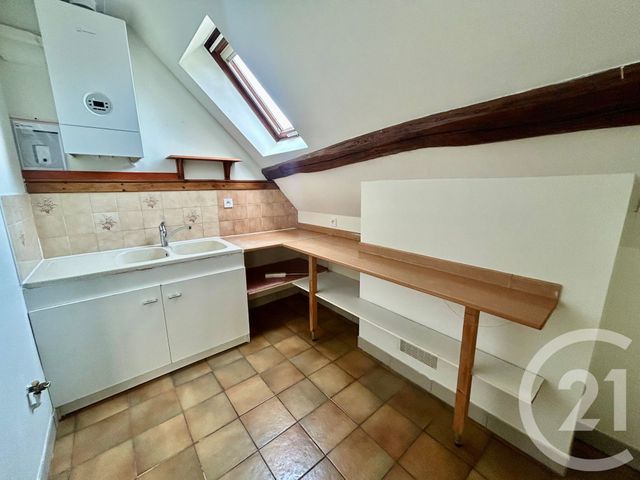Appartement F2 à louer - 2 pièces - 38.1 m2 - NEMOURS - 77 - ILE-DE-FRANCE - Century 21 Cottage Immobilier
