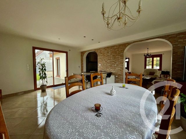 maison à vendre - 6 pièces - 120.0 m2 - ST PIERRE LES NEMOURS - 77 - ILE-DE-FRANCE - Century 21 Cottage Immobilier