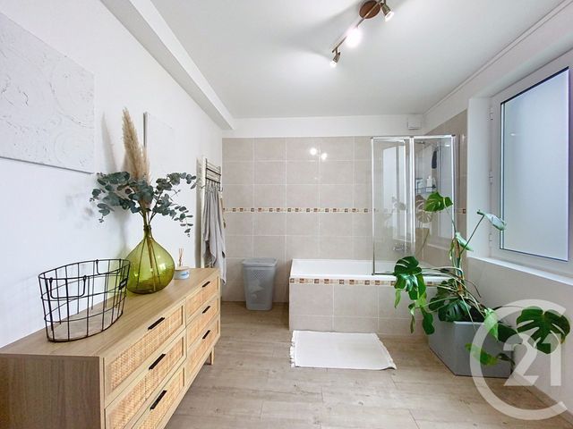 maison à vendre - 6 pièces - 153.5 m2 - NEMOURS - 77 - ILE-DE-FRANCE - Century 21 Cottage Immobilier