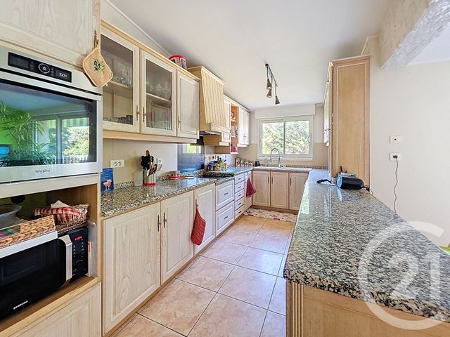 maison à vendre - 7 pièces - 170.0 m2 - ST PIERRE LES NEMOURS - 77 - ILE-DE-FRANCE - Century 21 Cottage Immobilier