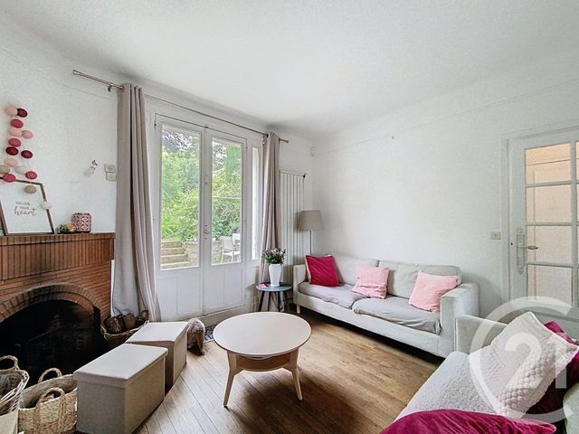 Afficher la photo en grand maison à vendre - 5 pièces - 118.0 m2 - ST PIERRE LES NEMOURS - 77 - ILE-DE-FRANCE - Century 21 Cottage Immobilier