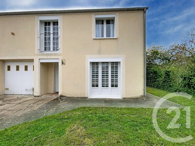 maison à vendre - 6 pièces - 109.0 m2 - ST PIERRE LES NEMOURS - 77 - ILE-DE-FRANCE - Century 21 Cottage Immobilier