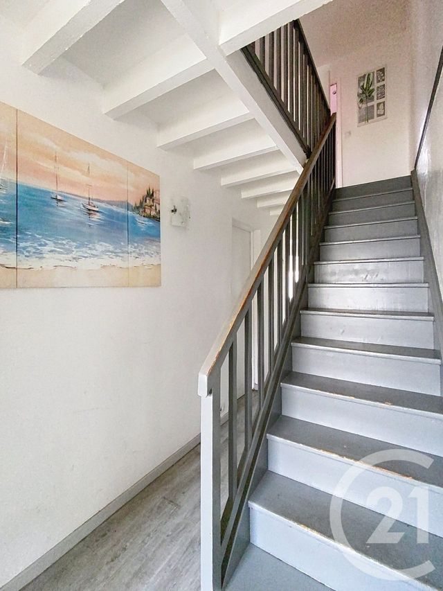 maison à vendre - 6 pièces - 109.0 m2 - ST PIERRE LES NEMOURS - 77 - ILE-DE-FRANCE - Century 21 Cottage Immobilier