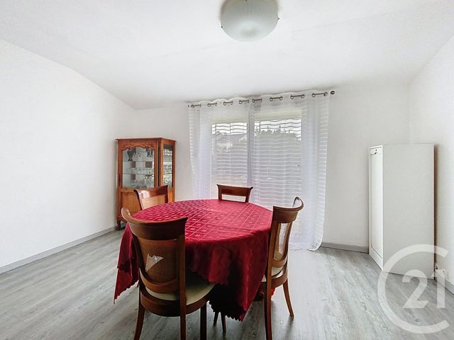 maison à vendre - 6 pièces - 109.0 m2 - ST PIERRE LES NEMOURS - 77 - ILE-DE-FRANCE - Century 21 Cottage Immobilier