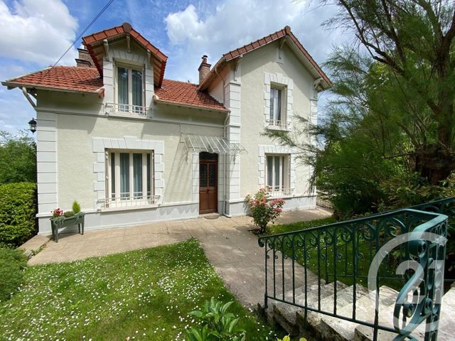 maison à vendre - 7 pièces - 148.0 m2 - ST PIERRE LES NEMOURS - 77 - ILE-DE-FRANCE - Century 21 Cottage Immobilier