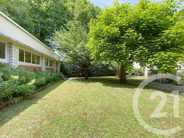 maison à vendre - 9 pièces - 201.0 m2 - NEMOURS - 77 - ILE-DE-FRANCE - Century 21 Cottage Immobilier