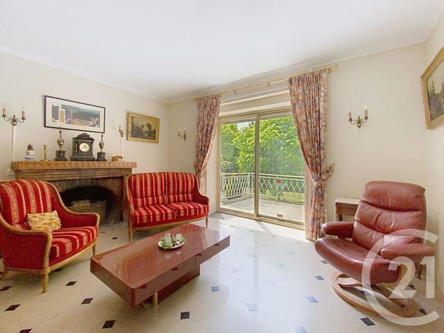 maison à vendre - 9 pièces - 201.0 m2 - NEMOURS - 77 - ILE-DE-FRANCE - Century 21 Cottage Immobilier