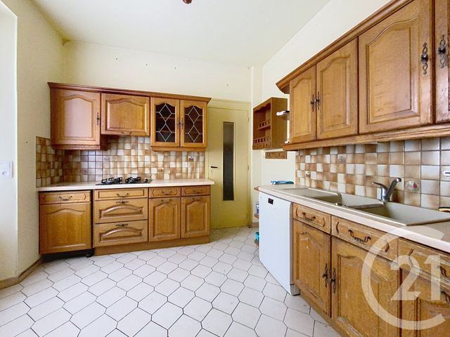 maison à vendre - 9 pièces - 201.0 m2 - NEMOURS - 77 - ILE-DE-FRANCE - Century 21 Cottage Immobilier