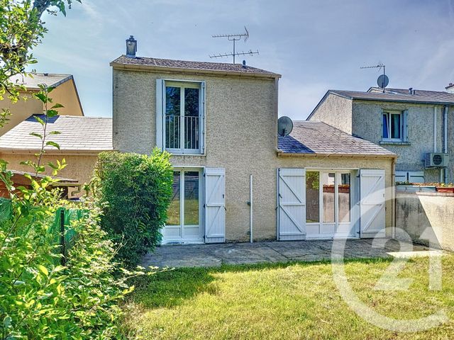maison - ST PIERRE LES NEMOURS - 77