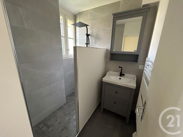 Appartement F2 à louer - 2 pièces - 43.05 m2 - NEMOURS - 77 - ILE-DE-FRANCE - Century 21 Cottage Immobilier