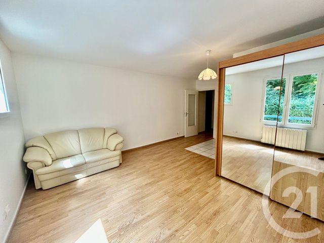 Appartement F1 à louer NEMOURS