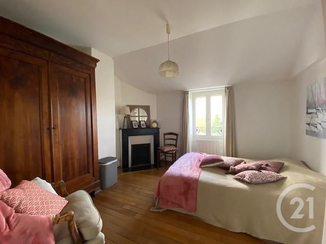 maison à vendre - 9 pièces - 190.0 m2 - ST PIERRE LES NEMOURS - 77 - ILE-DE-FRANCE - Century 21 Cottage Immobilier