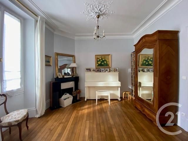 maison à vendre - 9 pièces - 190.0 m2 - ST PIERRE LES NEMOURS - 77 - ILE-DE-FRANCE - Century 21 Cottage Immobilier