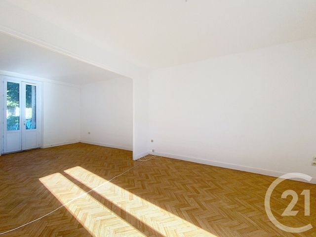 maison à vendre - 5 pièces - 125.91 m2 - ST PIERRE LES NEMOURS - 77 - ILE-DE-FRANCE - Century 21 Cottage Immobilier