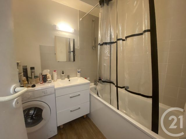 Appartement F2 à louer - 2 pièces - 49.36 m2 - NEMOURS - 77 - ILE-DE-FRANCE - Century 21 Cottage Immobilier