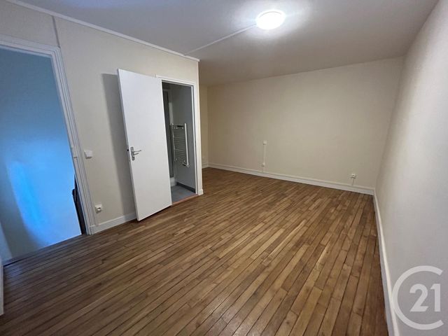 Appartement F2 à louer - 2 pièces - 73.31 m2 - NEMOURS - 77 - ILE-DE-FRANCE - Century 21 Cottage Immobilier