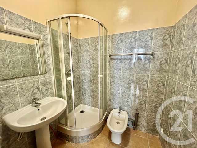 Appartement F2 à louer - 2 pièces - 33.47 m2 - NEMOURS - 77 - ILE-DE-FRANCE - Century 21 Cottage Immobilier