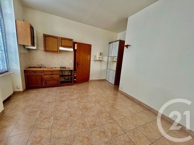 Appartement F2 à louer - 2 pièces - 33.47 m2 - NEMOURS - 77 - ILE-DE-FRANCE - Century 21 Cottage Immobilier