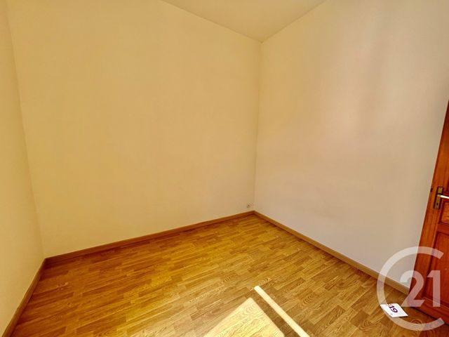 Appartement F2 à louer - 2 pièces - 33.47 m2 - NEMOURS - 77 - ILE-DE-FRANCE - Century 21 Cottage Immobilier