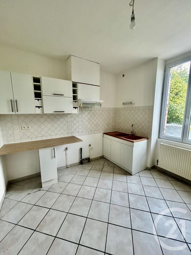 maison à louer - 4 pièces - 91.7 m2 - CHATEAU LANDON - 77 - ILE-DE-FRANCE - Century 21 Cottage Immobilier