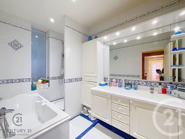 maison à vendre - 11 pièces - 320.0 m2 - NEMOURS - 77 - ILE-DE-FRANCE - Century 21 Cottage Immobilier