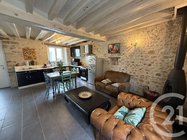 maison à louer - 2 pièces - 75.0 m2 - NEMOURS - 77 - ILE-DE-FRANCE - Century 21 Cottage Immobilier