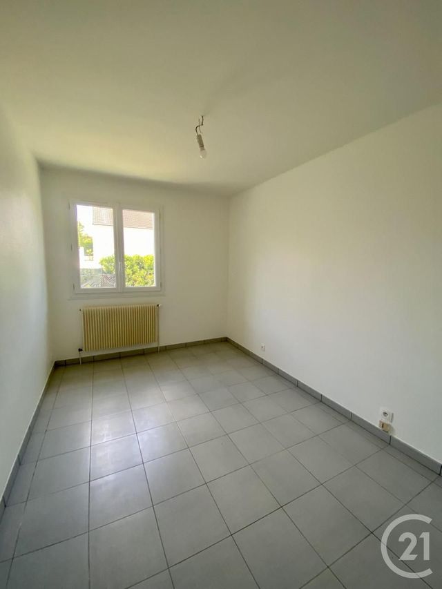 maison à louer - 4 pièces - 83.15 m2 - CHATEAU LANDON - 77 - ILE-DE-FRANCE - Century 21 Cottage Immobilier