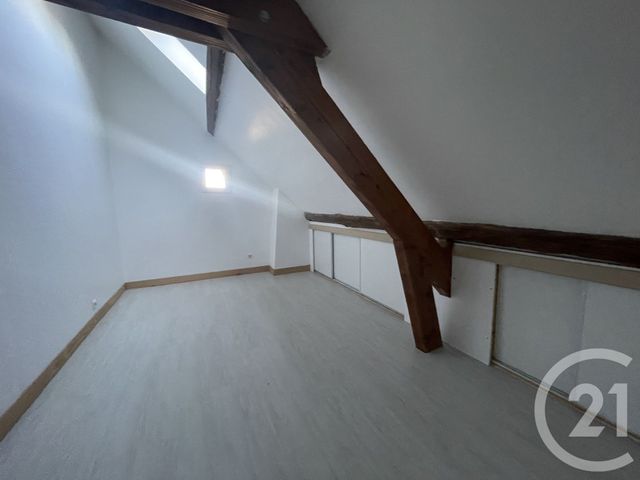 Appartement F3 à louer - 3 pièces - 76.74 m2 - EGREVILLE - 77 - ILE-DE-FRANCE - Century 21 Cottage Immobilier